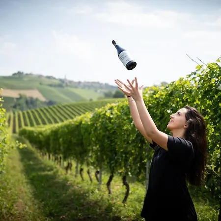 Lantställe Tenuta Barac Alba (Piedmont)