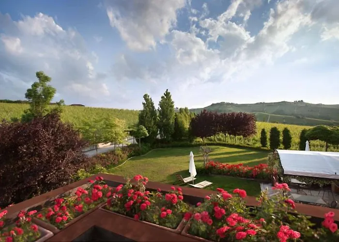 Country house Tenuta Barac Alba (Piedmont)